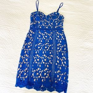 Lulu’s Giovanni lace dress